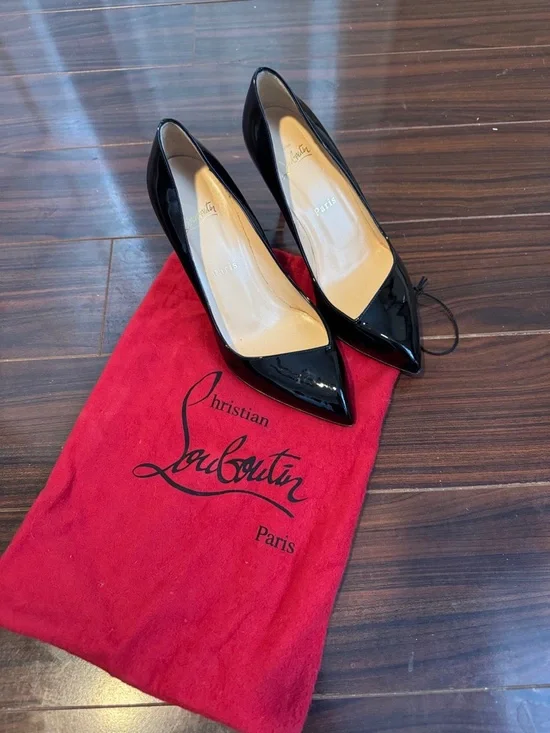 Authentic Christian Louboutin Black Patent Leather Pointed Pumps - Picture 1 of 3